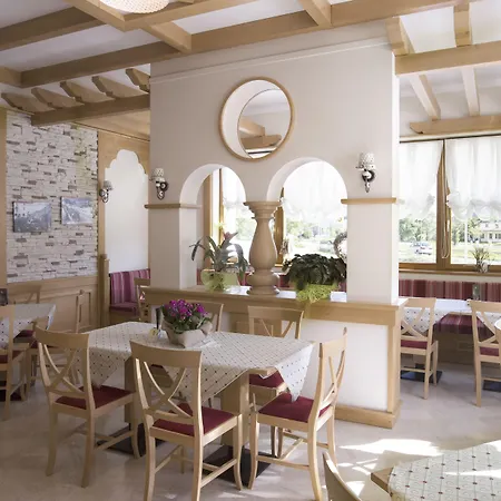 Hotel Alma Living Hotel- Al Girarrosto