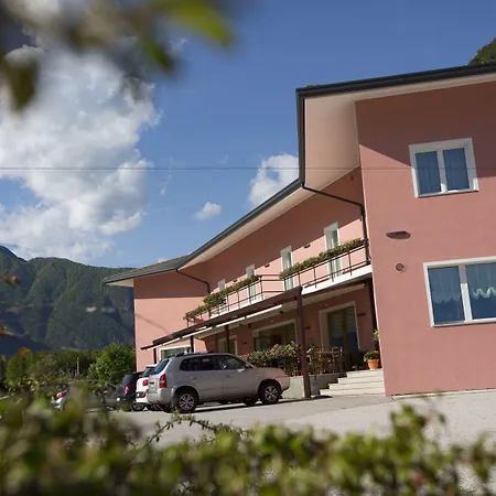 Alma Living Hotel- Al Girarrosto Venzone