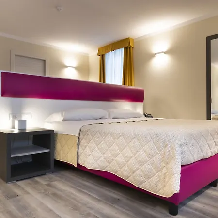 Alma Living Hotel- Al Girarrosto Hotel 3*