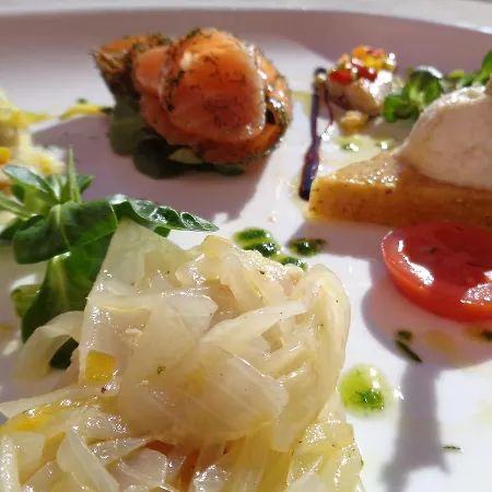 Alma Living Hotel- Al Girarrosto Otel Venzone