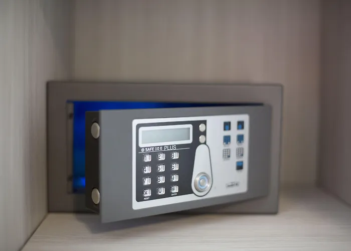 Hotel Alma Living Hotel- Al Girarrosto 3*