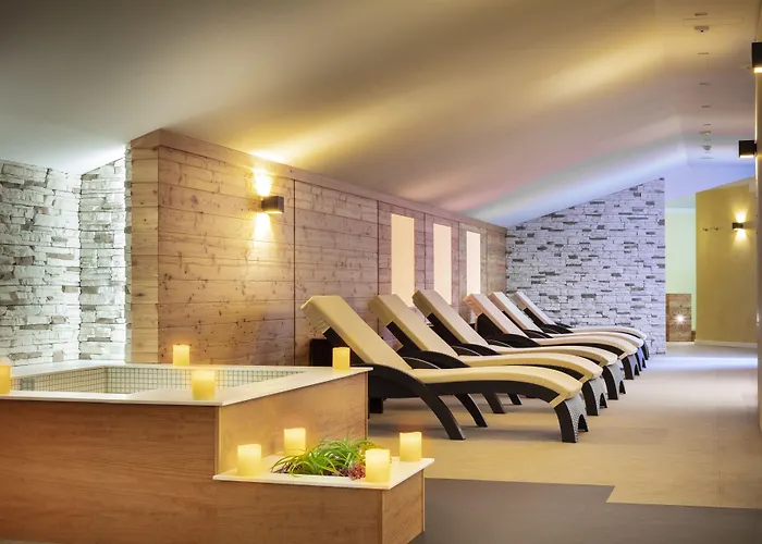 Alma Living Hotel- Al Girarrosto Szálloda Venzone