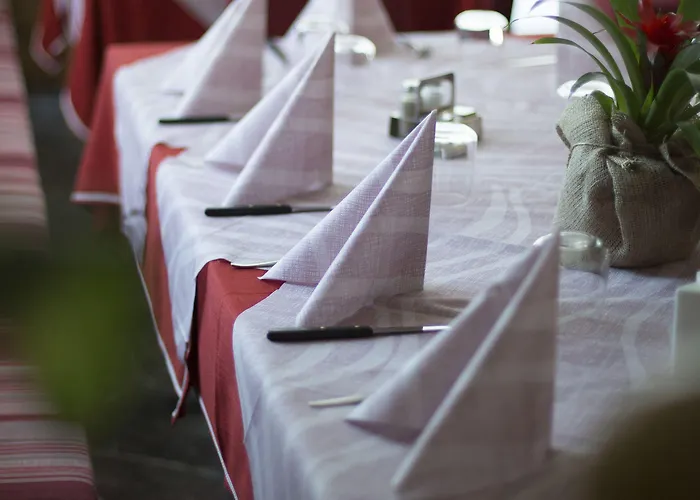 Alma Living Hotel- Al Girarrosto Szálloda 3*