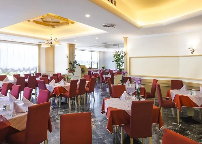 Hotel Alma Living Hotel- Al Girarrosto 3*