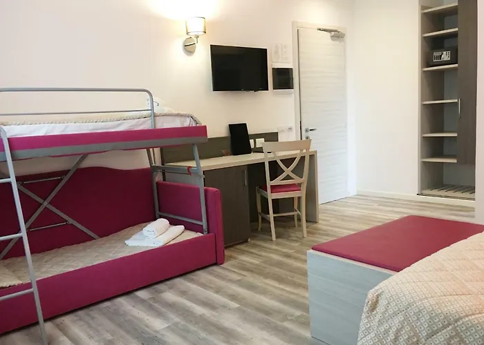 Alma Living Hotel- Al Girarrosto Szálloda Venzone